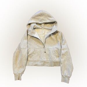 Lululemon 1/2 zip Scuba